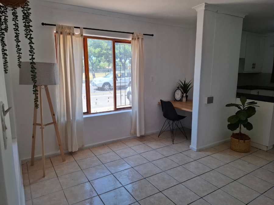 2 Bedroom Property for Sale in Windsor Park Western Cape